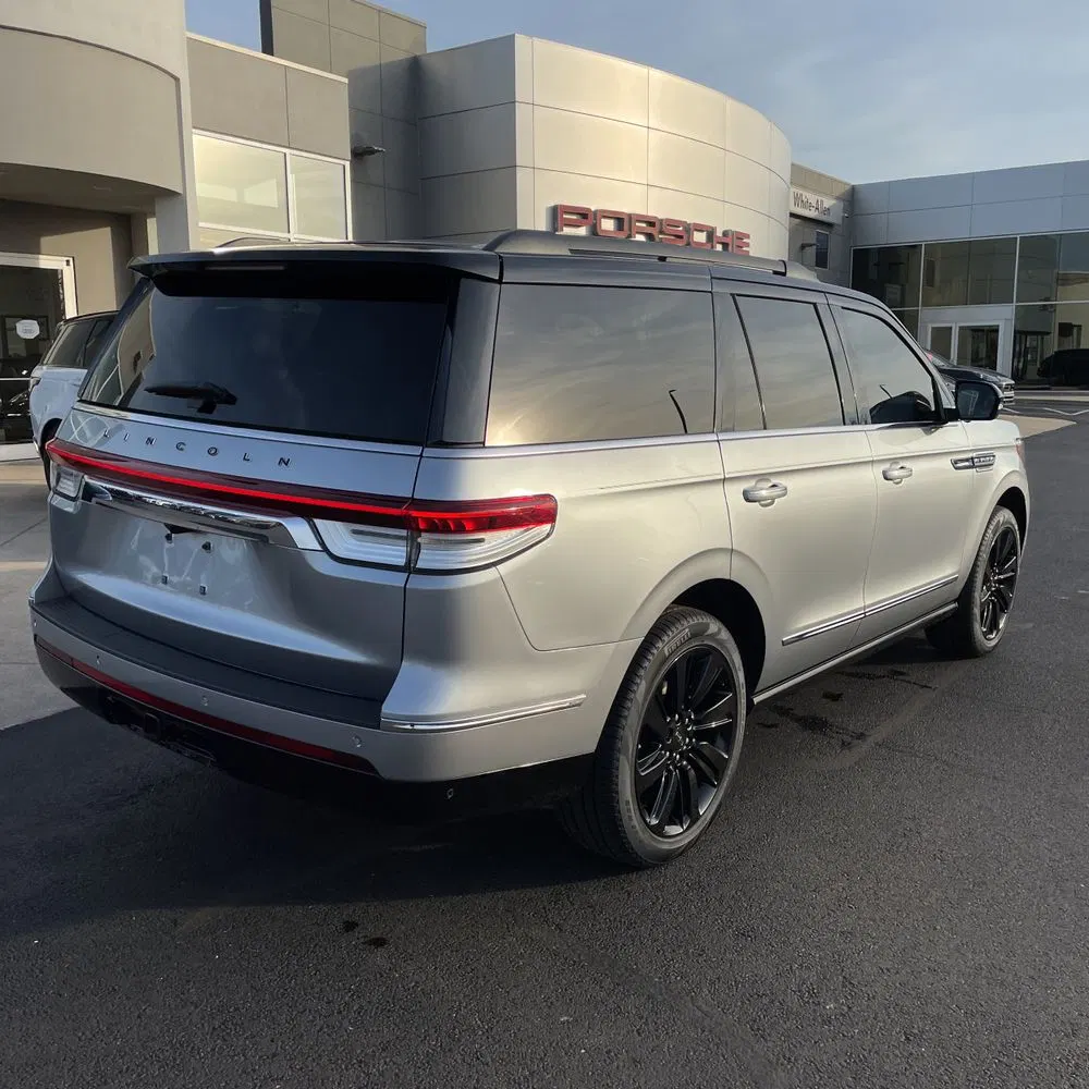 2024 Lincoln Navigator Black Label