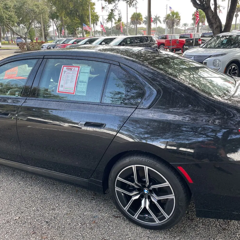 2024 BMW 7-Series 740i