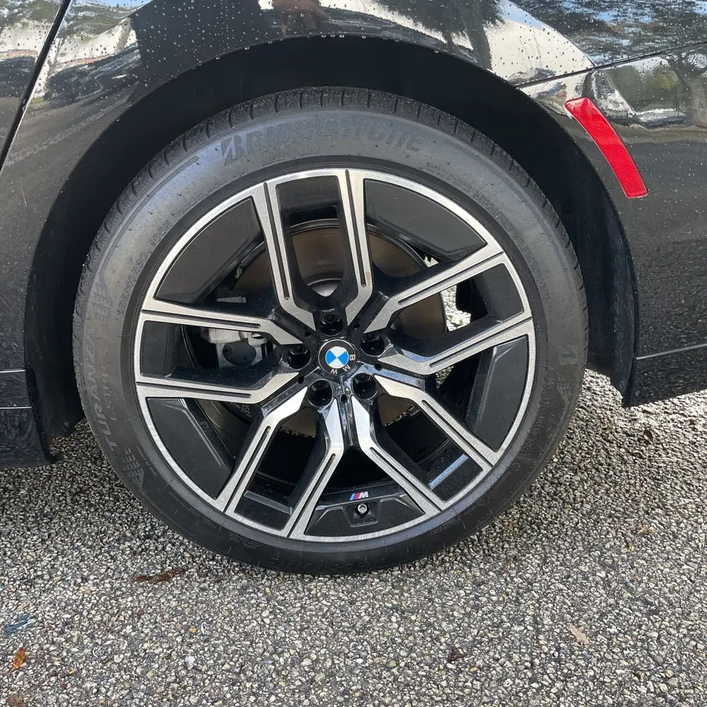 2024 BMW 7-Series 740i