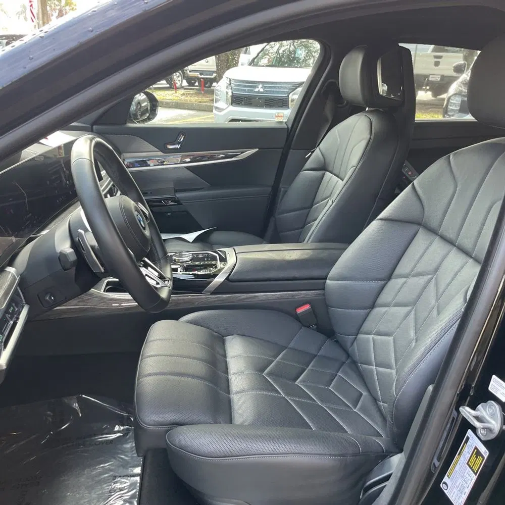 2024 BMW 7-Series 740i