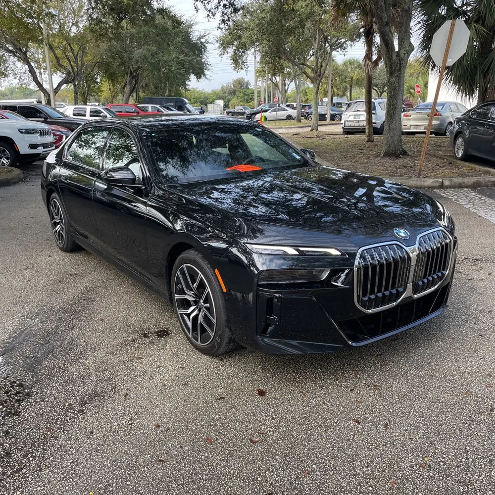 2024 BMW 7-Series 740i