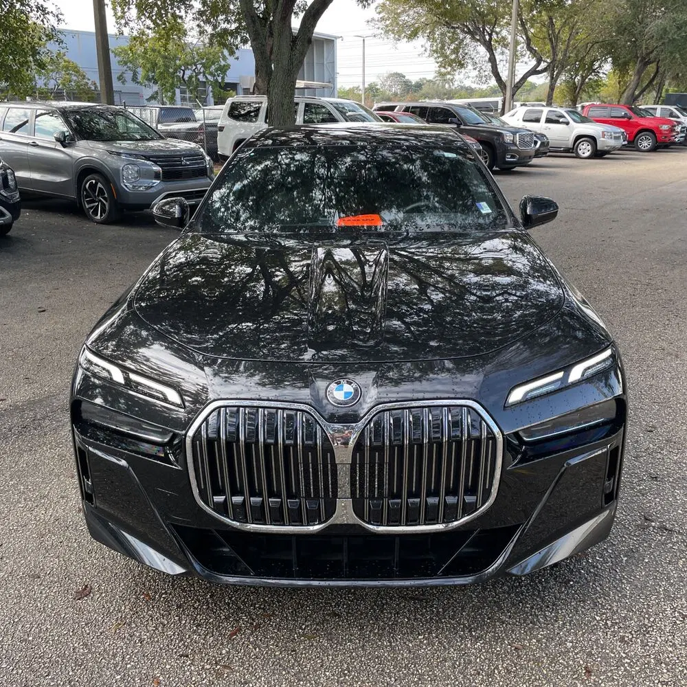 2024 BMW 7-Series 740i