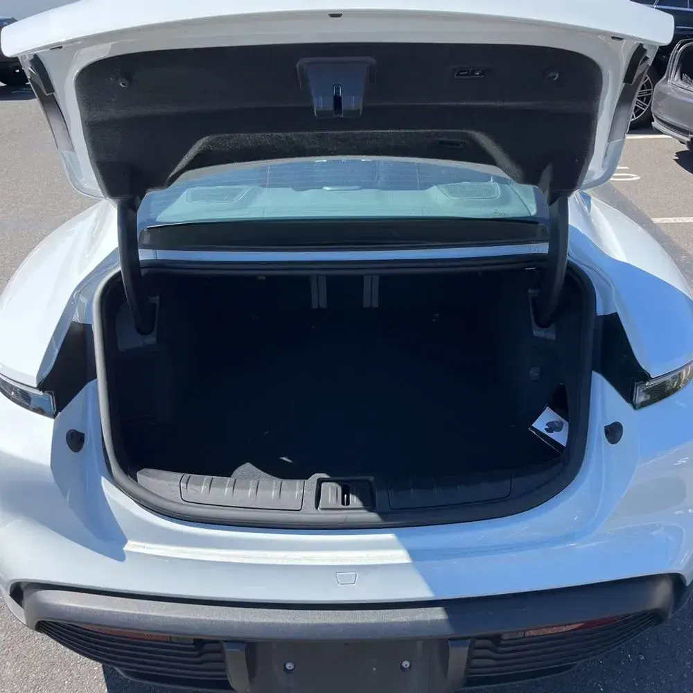 2021 Porsche Taycan Base