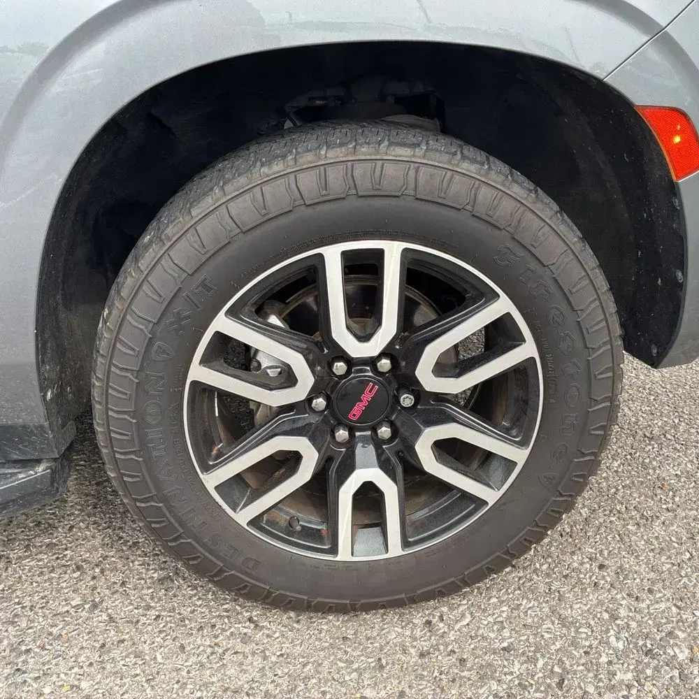 2021 GMC Yukon AT4