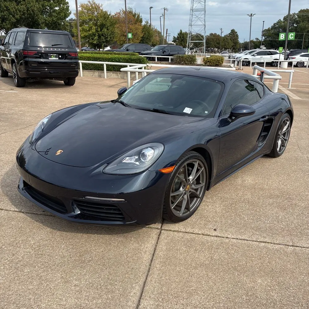 2017 Porsche 718 Cayman Base