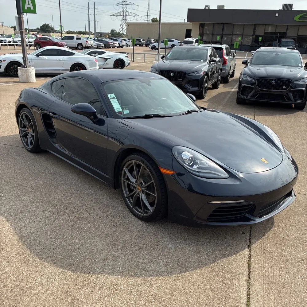 2017 Porsche 718 Cayman Base
