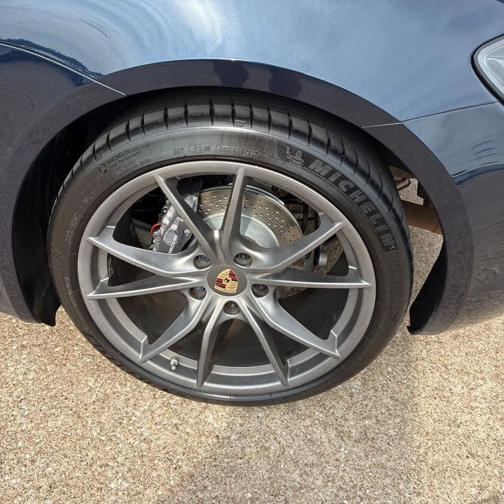 2017 Porsche 718 Cayman Base