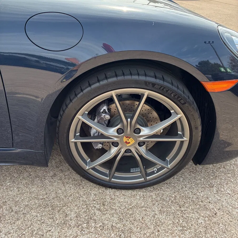 2017 Porsche 718 Cayman Base