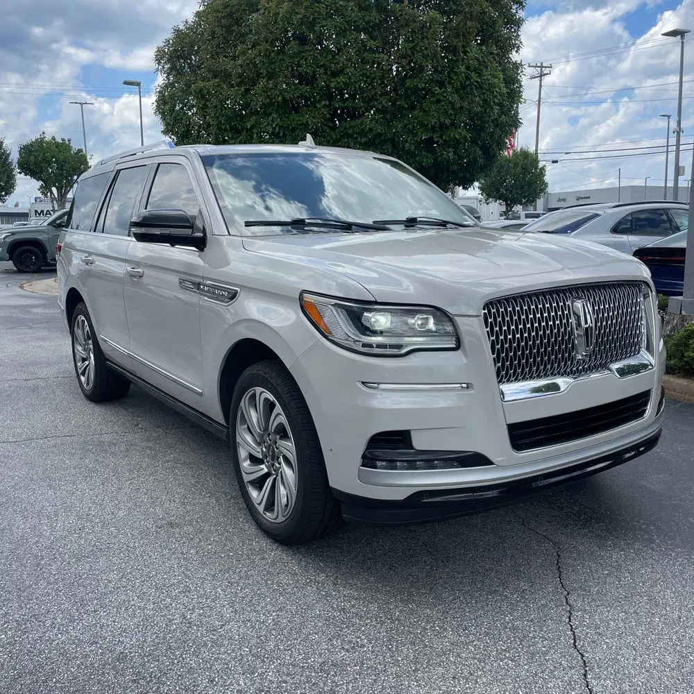 2023 Lincoln Navigator Reserve
