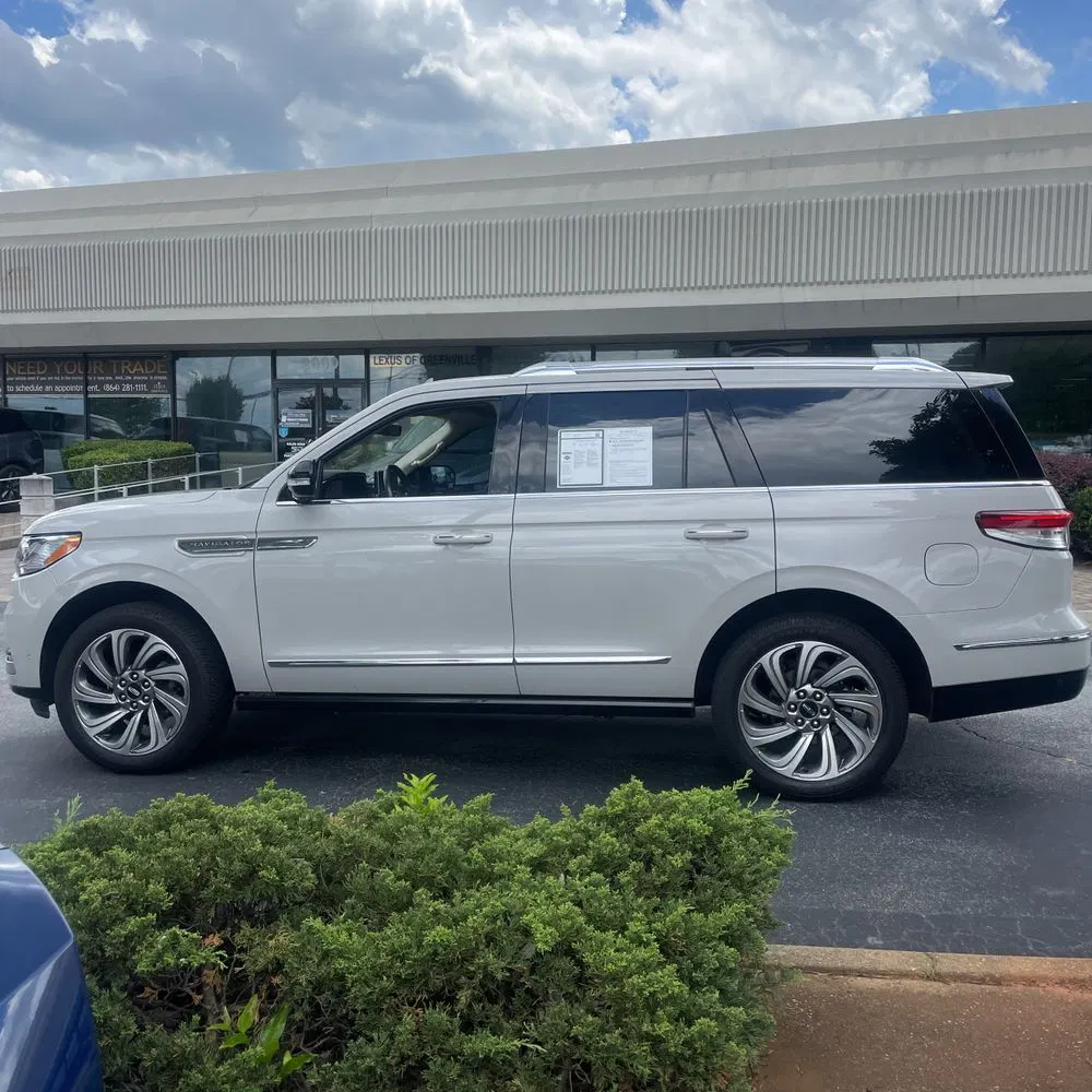 2023 Lincoln Navigator Reserve