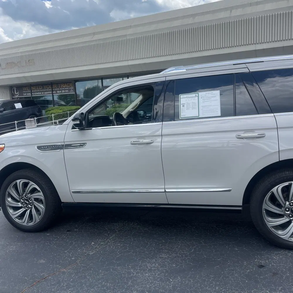 2023 Lincoln Navigator Reserve