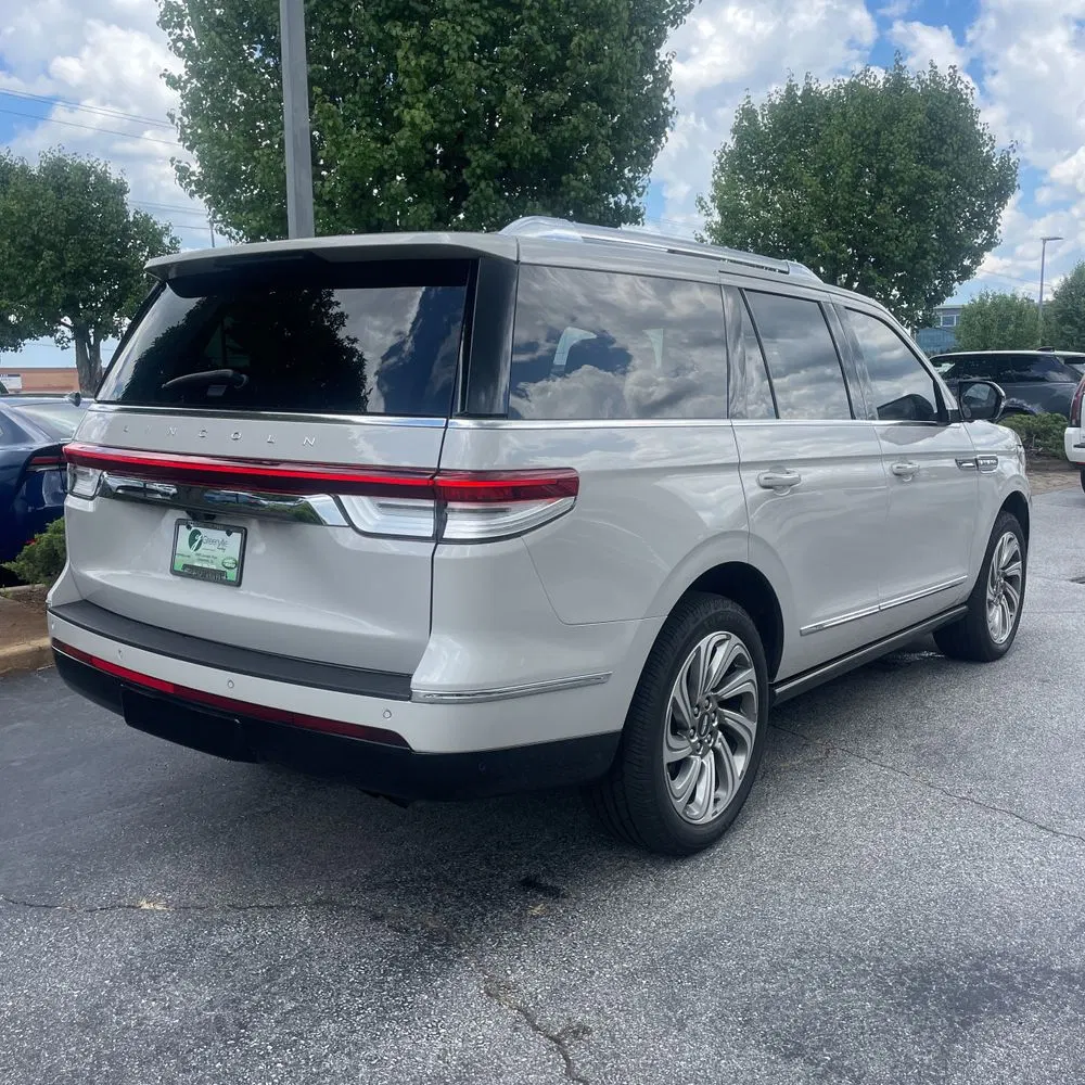 2023 Lincoln Navigator Reserve
