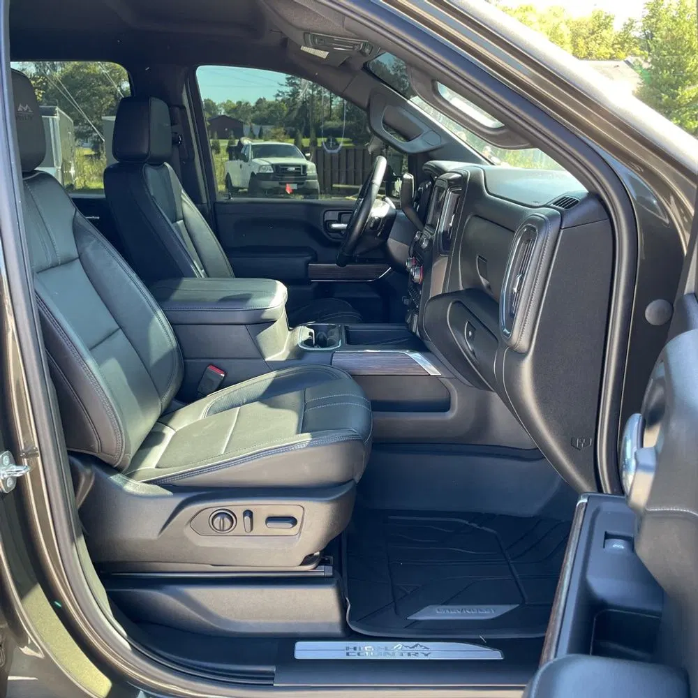 2023 Chevrolet Silverado 3500HD High Country