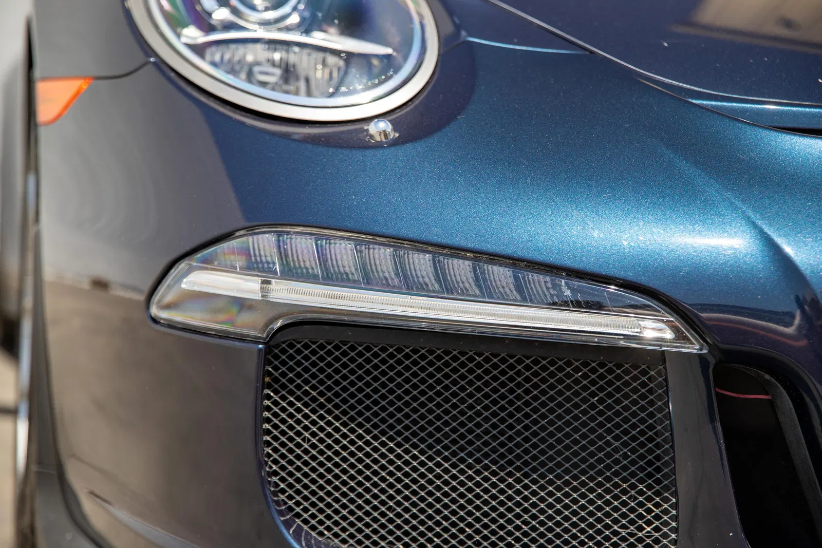 2015 Porsche 911 GT3 - ~9,400 Miles, 475-hp Flat-6, Dark Blue Metallic, Unmodified