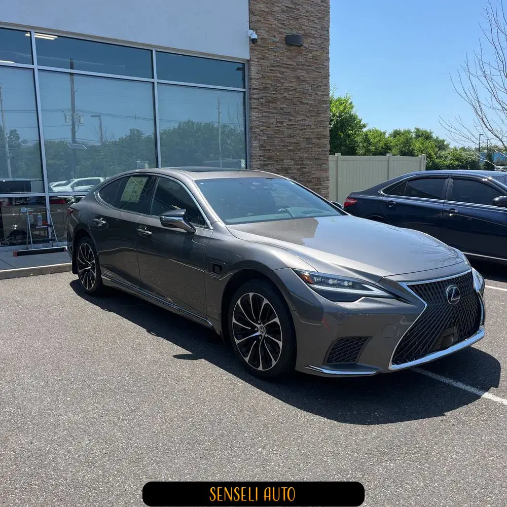 2022 Lexus LS 500h Base
