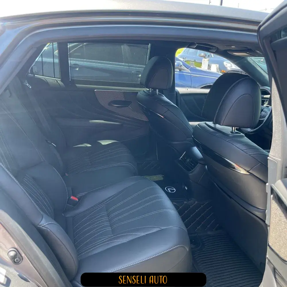 2022 Lexus LS 500h Base