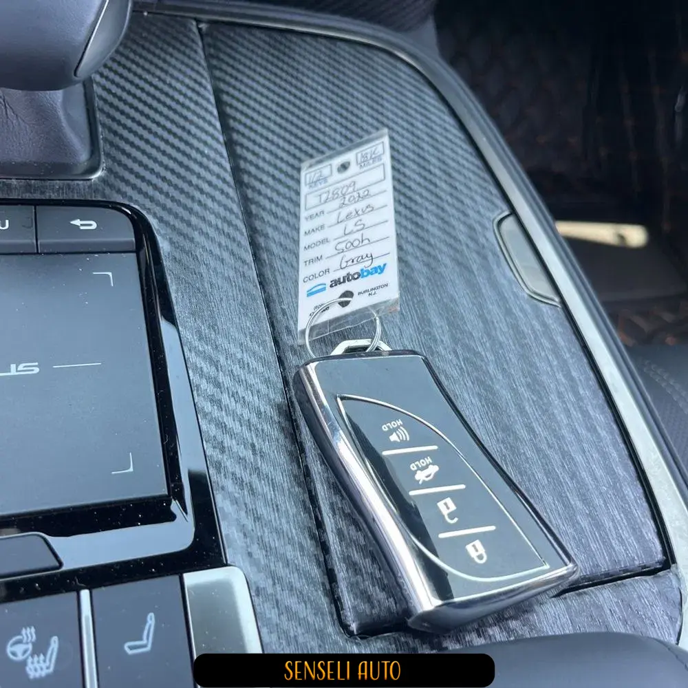 2022 Lexus LS 500h Base