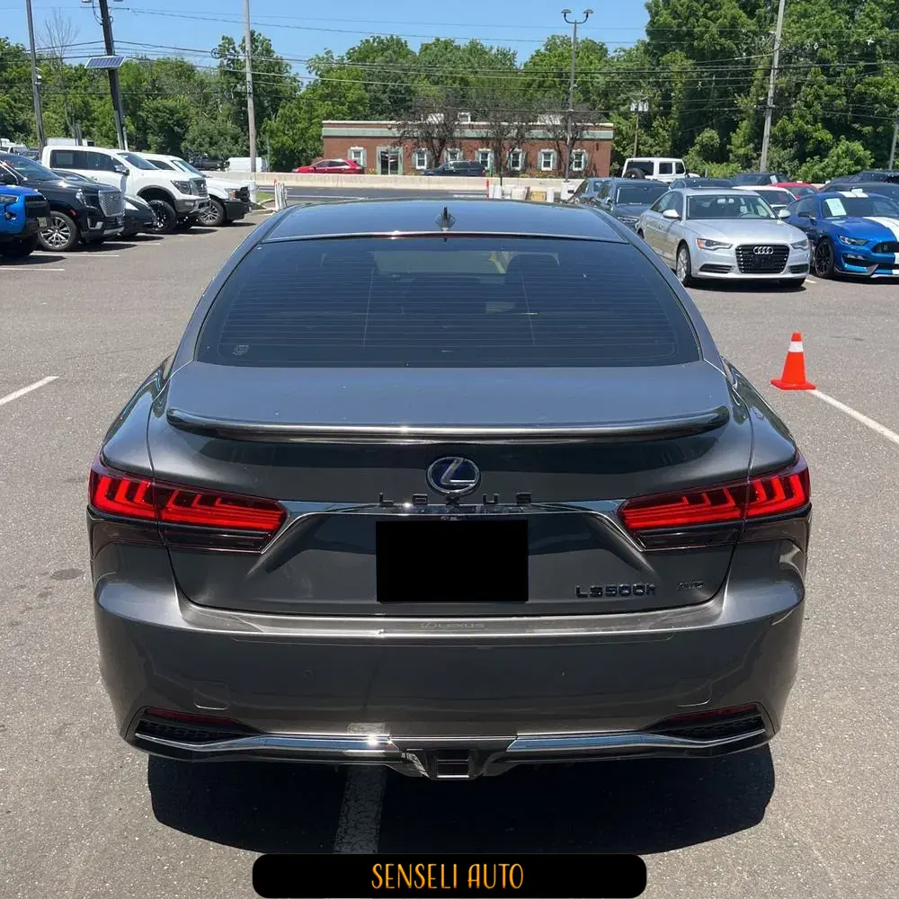 2022 Lexus LS 500h Base