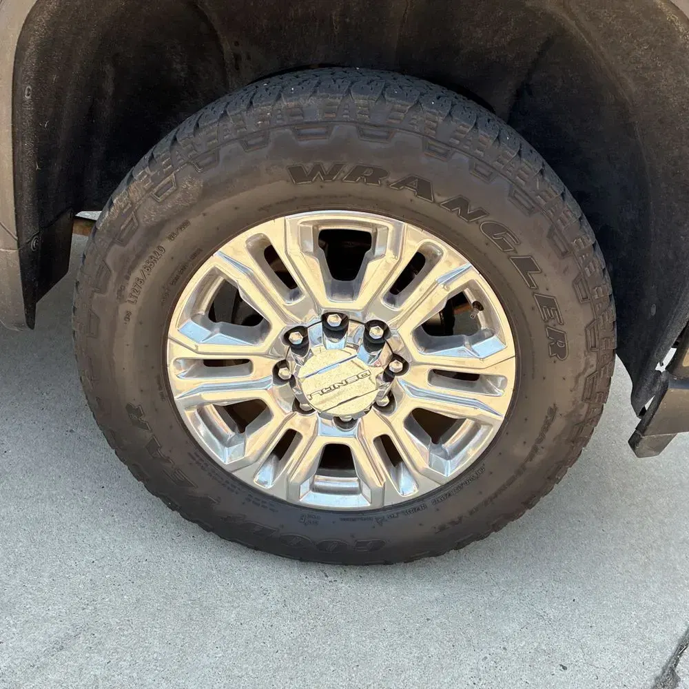 2023 GMC Sierra 2500HD Denali