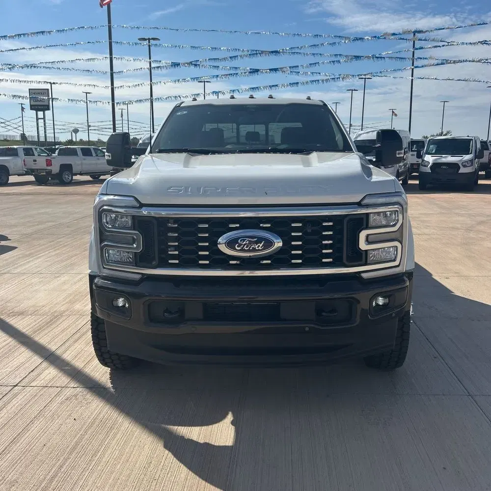 2025 Ford F-450 Super Duty King Ranch