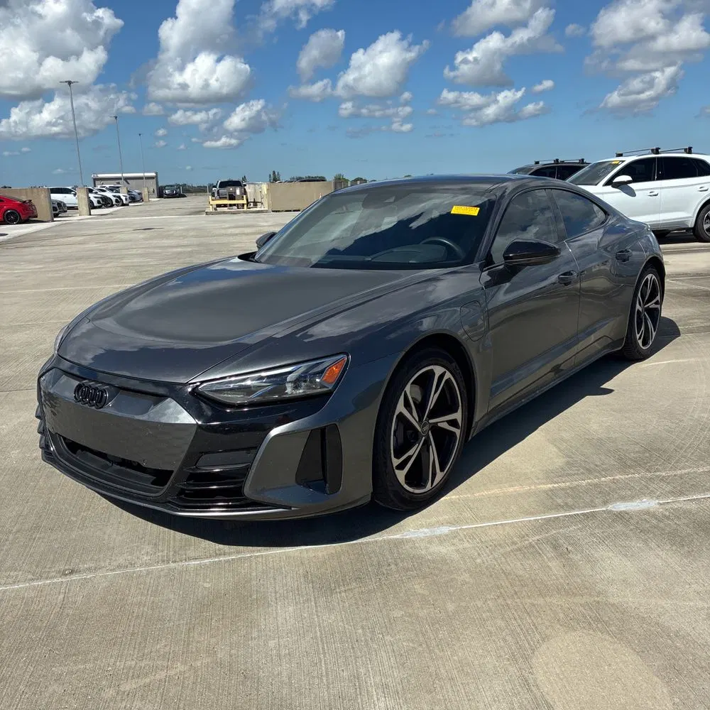 2023 Audi e-tron GT Premium Plus