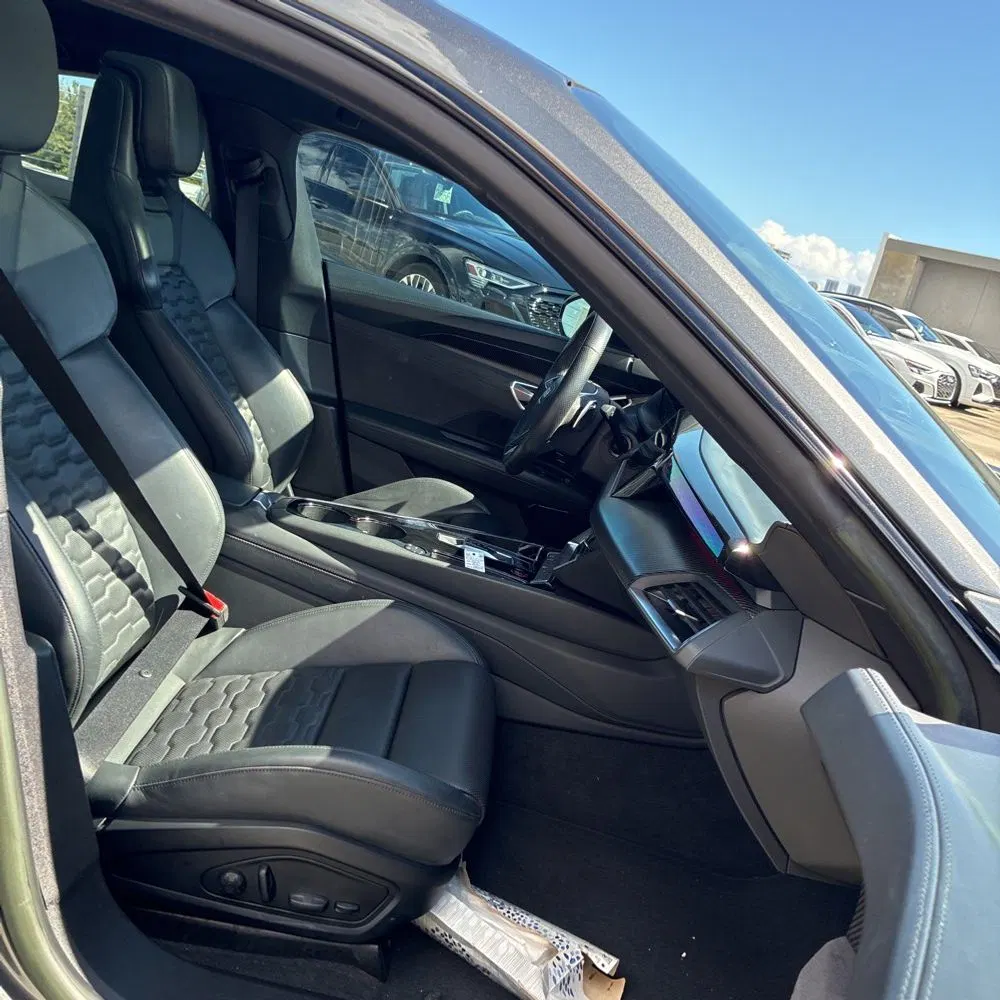 2023 Audi e-tron GT Premium Plus