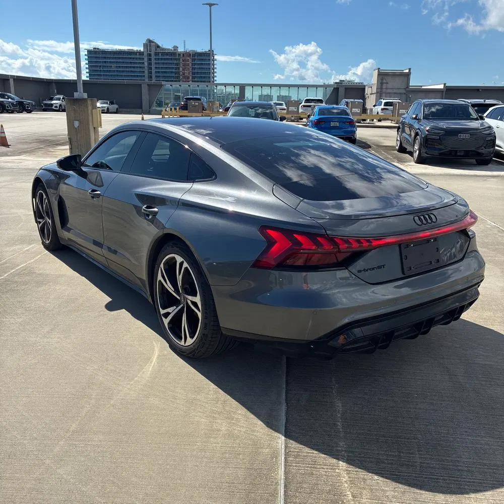2023 Audi e-tron GT Premium Plus
