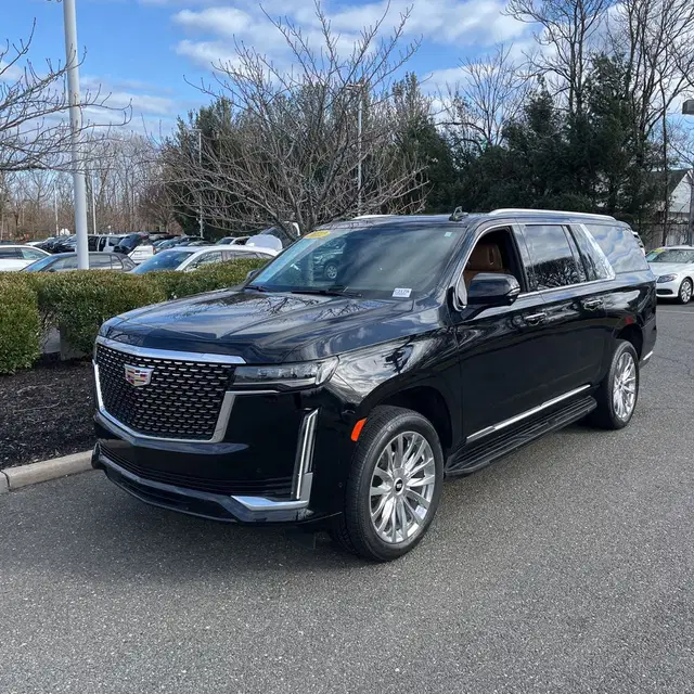 2022 Cadillac Escalade ESV Premium Luxury