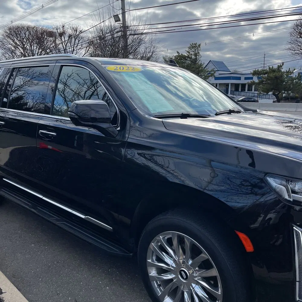 2022 Cadillac Escalade ESV Premium Luxury