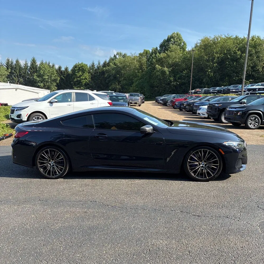 2022 BMW 8-Series M850xi
