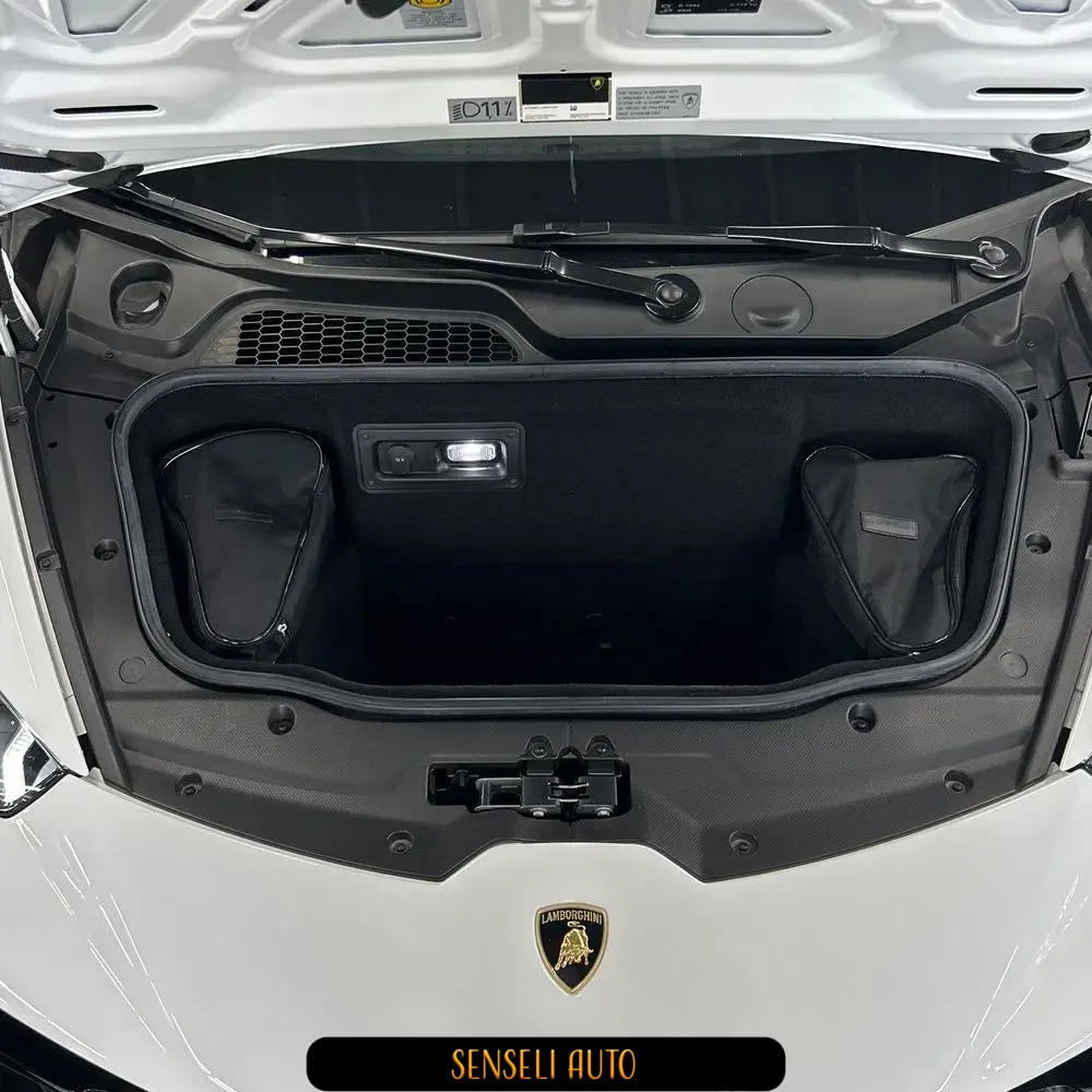 2019 Lamborghini Huracan Performante