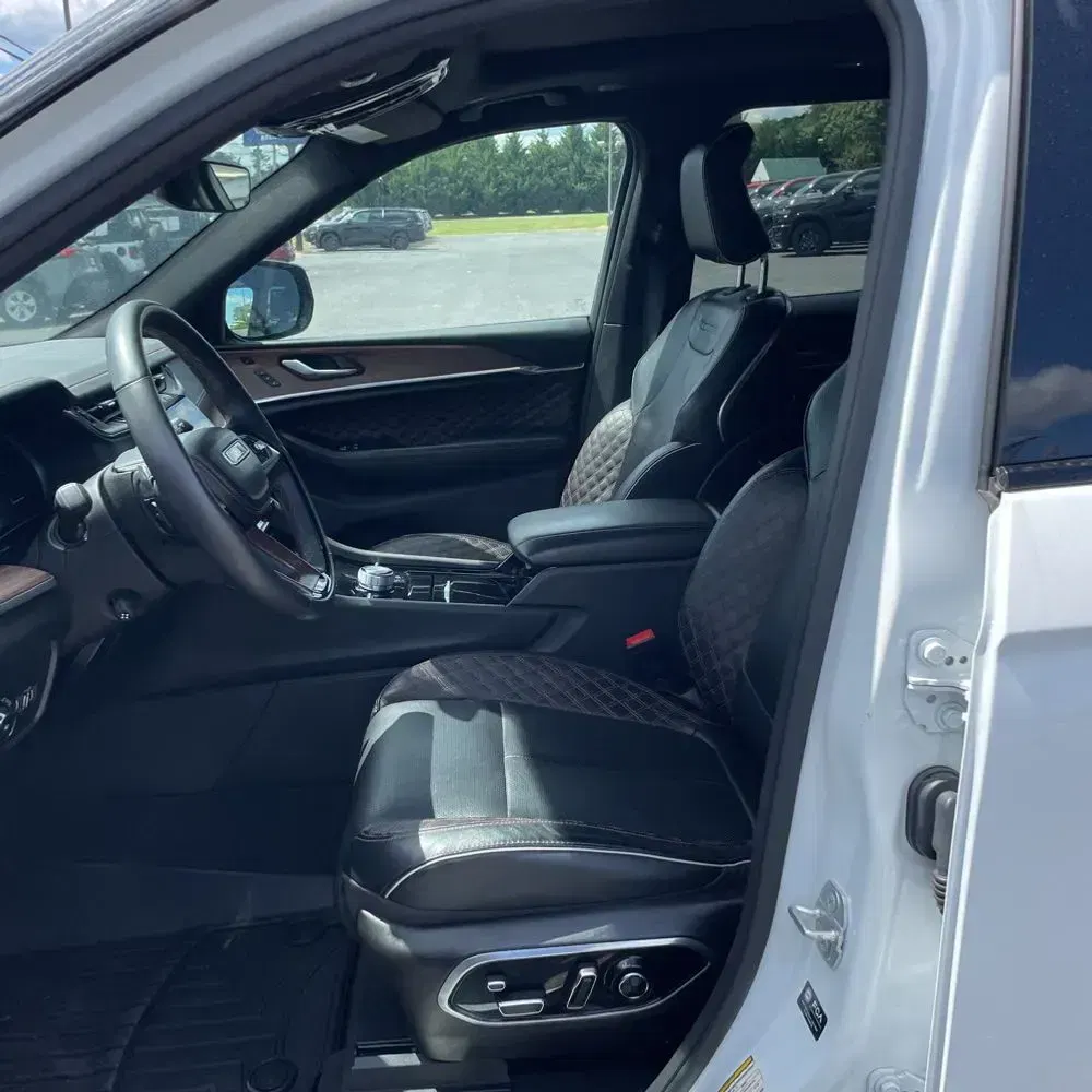 2024 Jeep Grand Cherokee L Summit