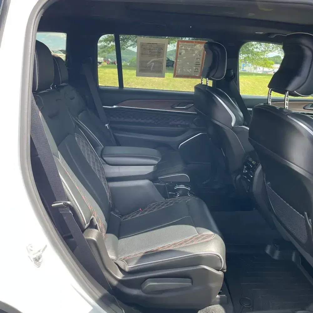2024 Jeep Grand Cherokee L Summit