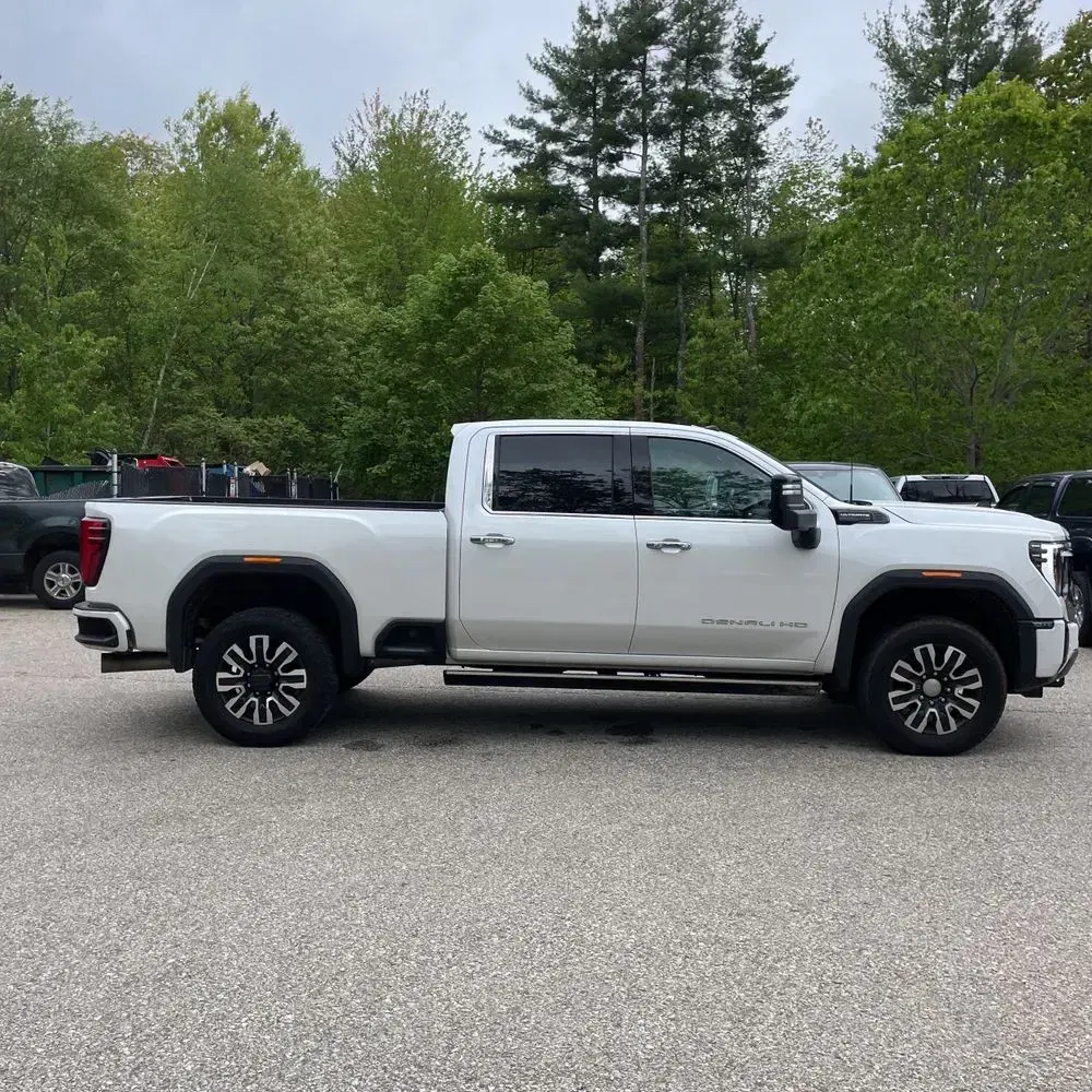 2024 GMC Sierra 3500HD Denali Ultimate