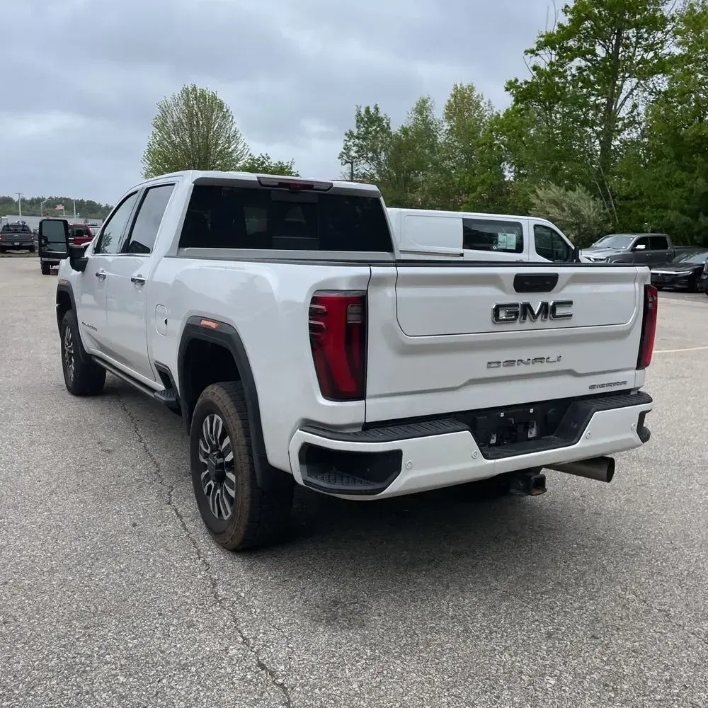 2024 GMC Sierra 3500HD Denali Ultimate