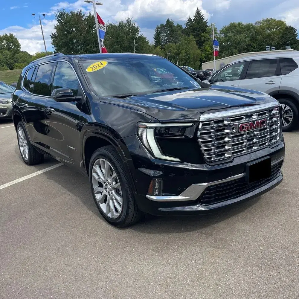 2024 GMC Acadia Denali