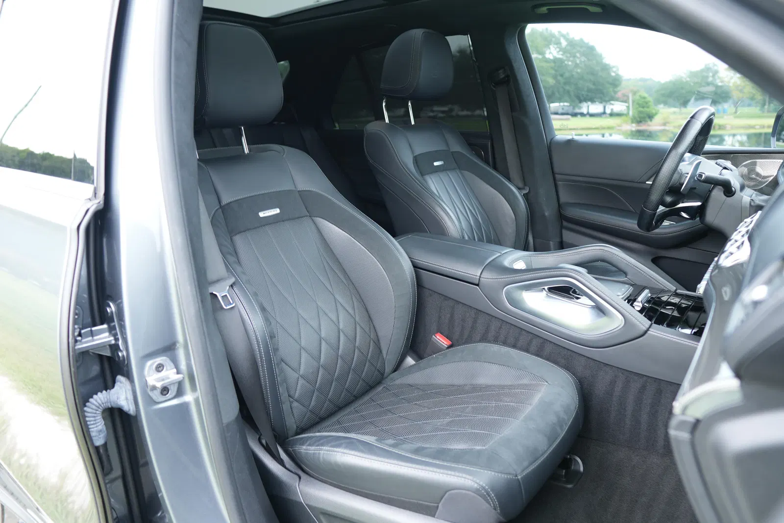 2021 Mercedes-AMG GLE63 S - 603-hp Twin-Turbo V8, AWD, Highly Equipped, Unmodified