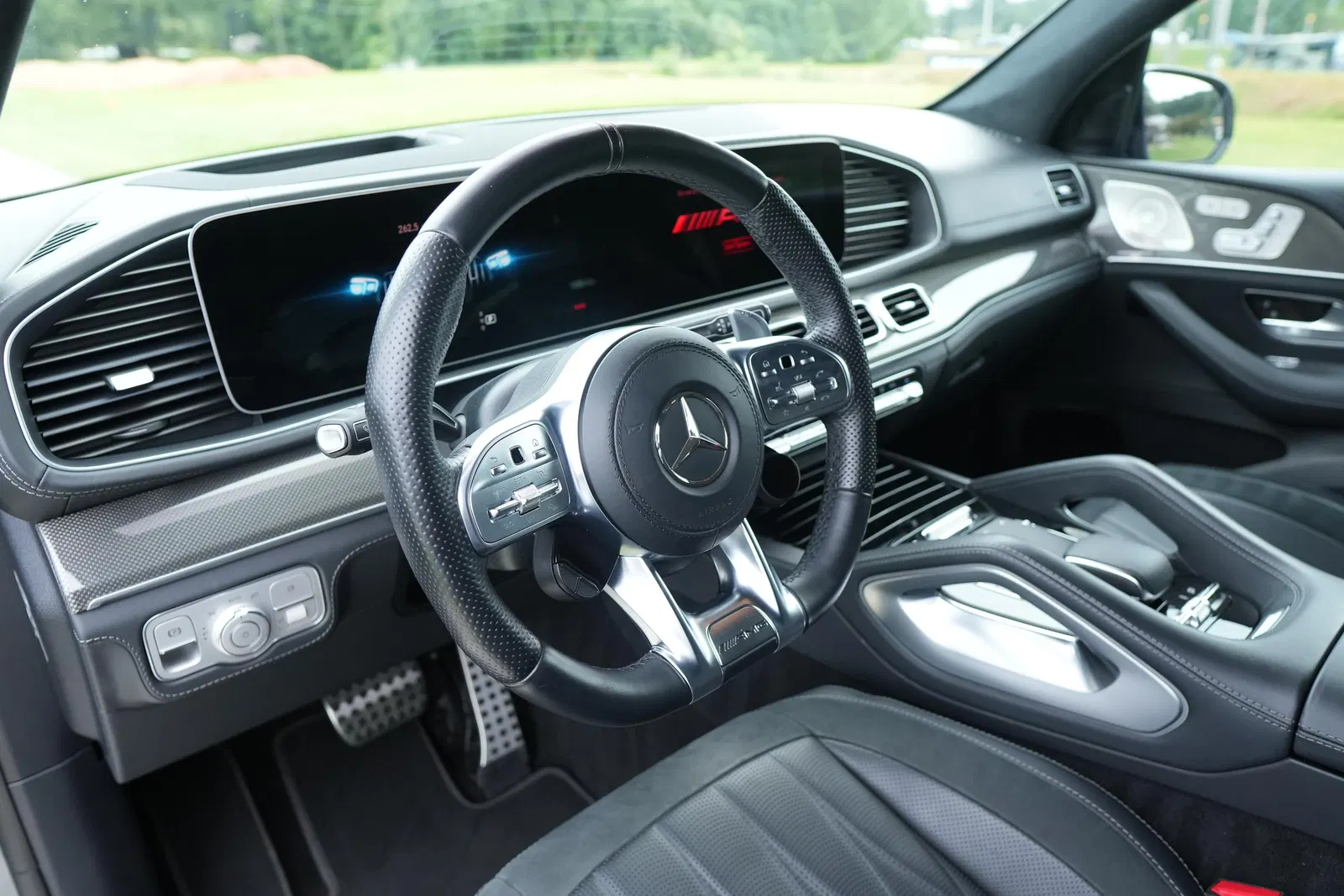 2021 Mercedes-AMG GLE63 S - 603-hp Twin-Turbo V8, AWD, Highly Equipped, Unmodified