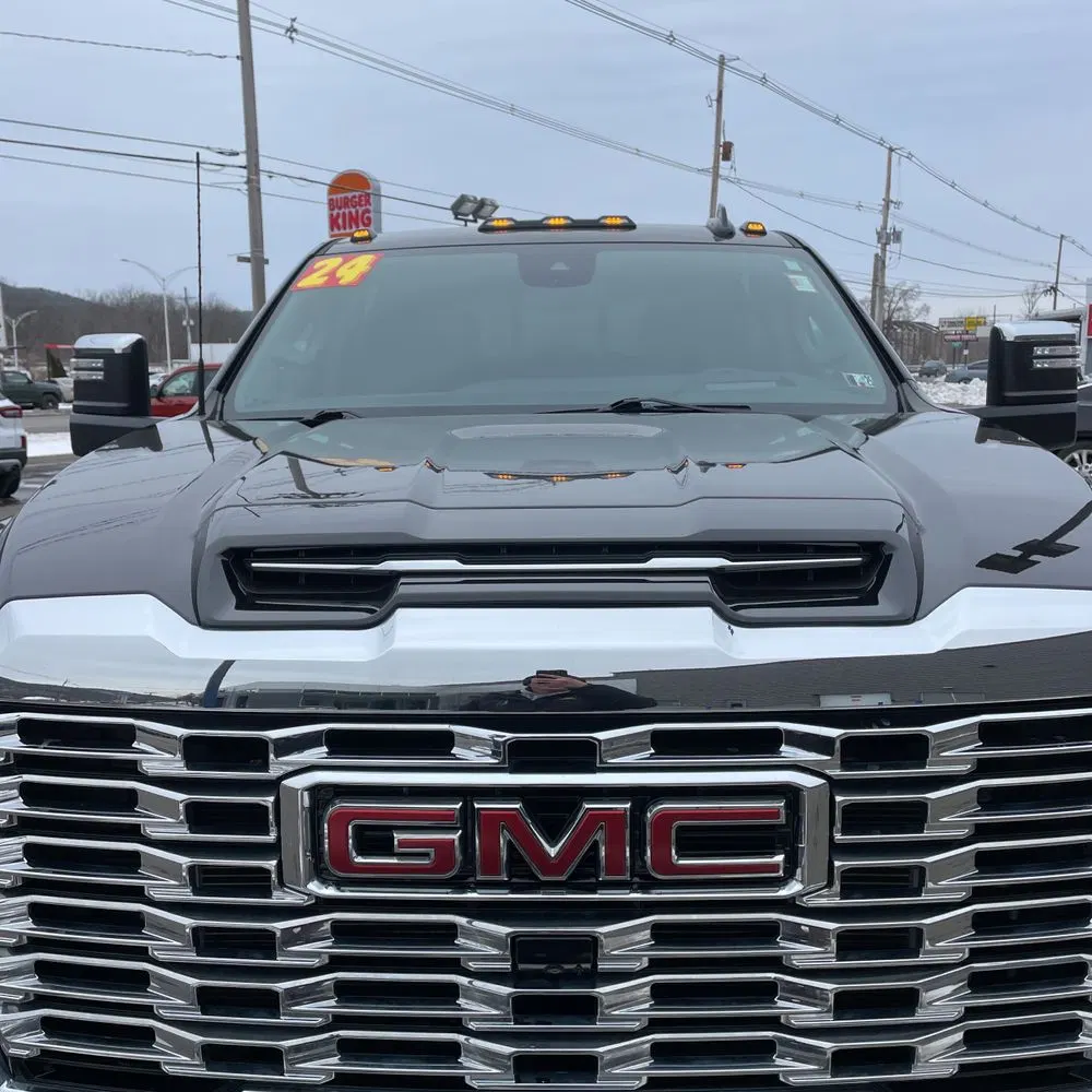 2024 GMC Sierra 2500HD Denali