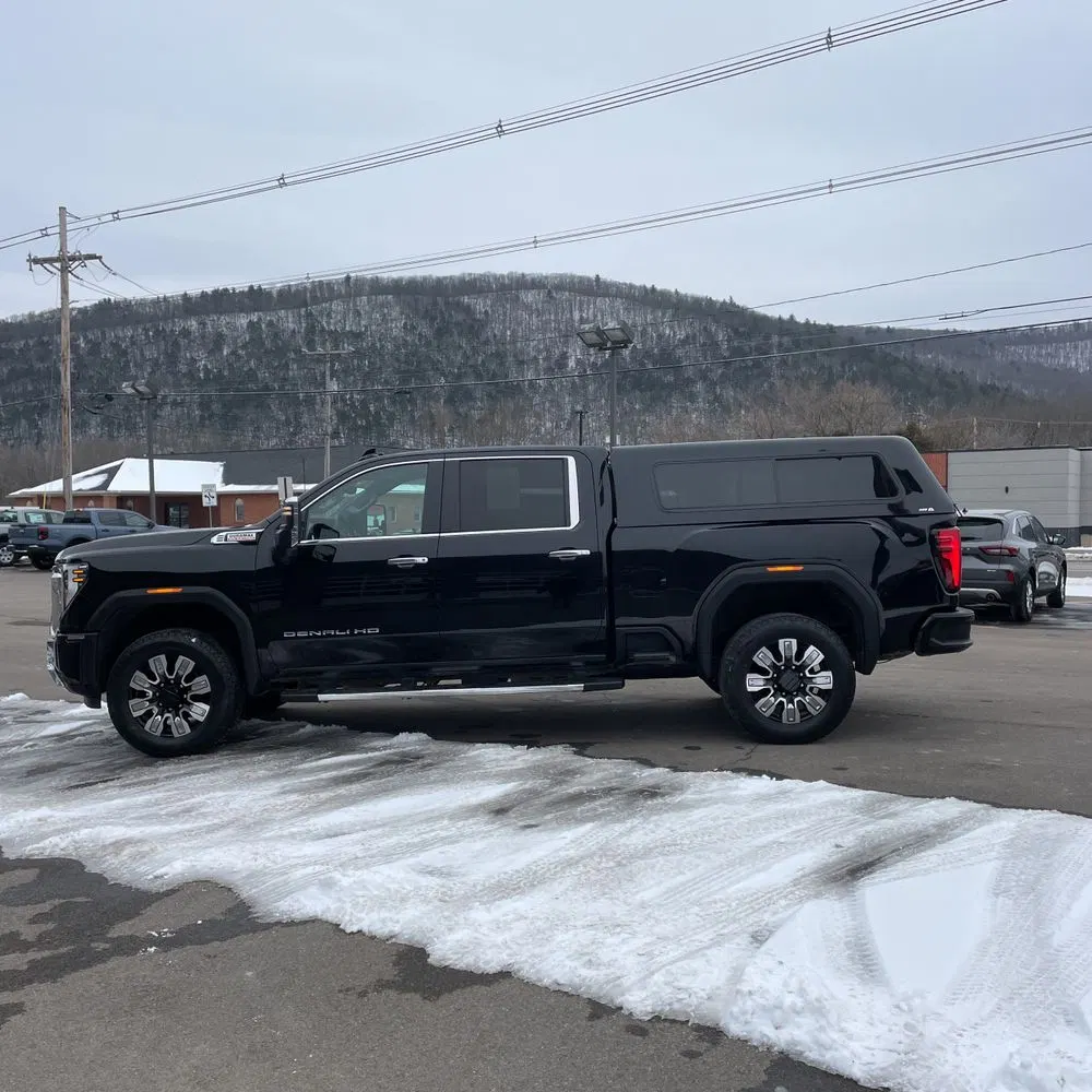 2024 GMC Sierra 2500HD Denali