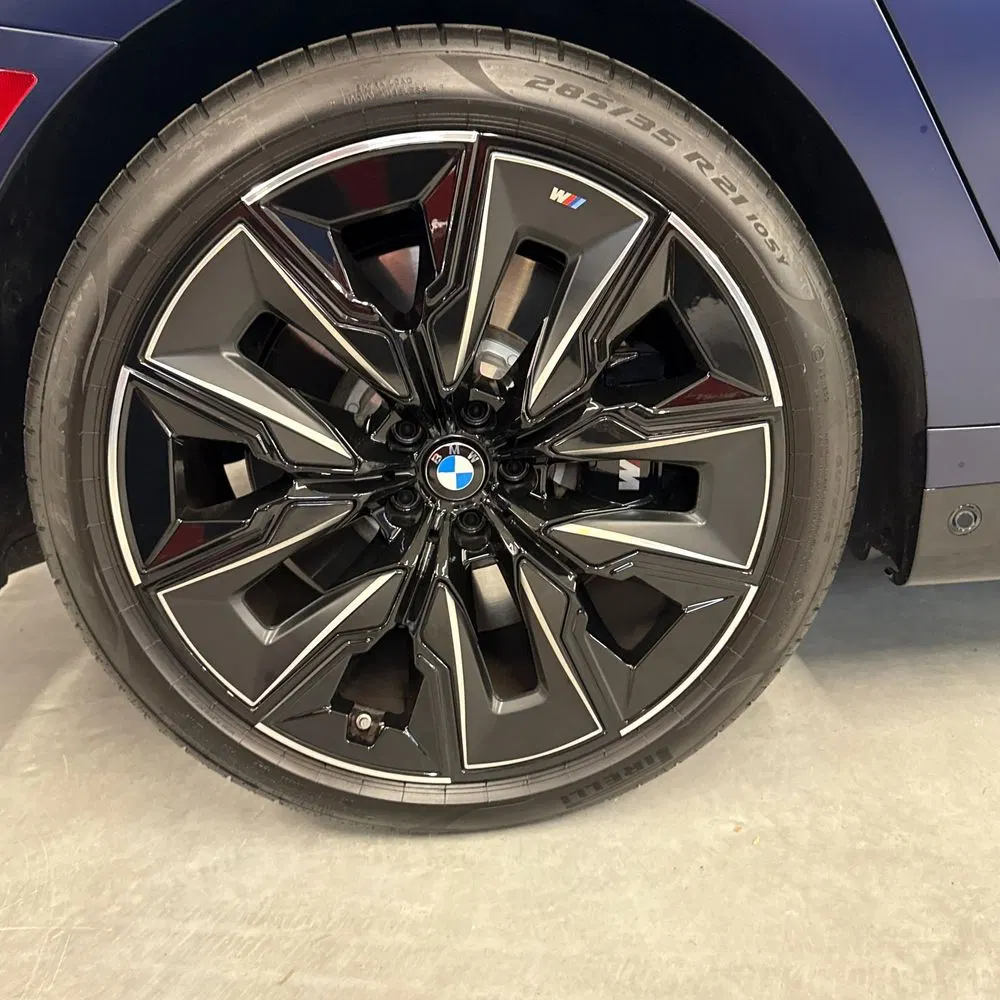 2025 BMW 7-Series 760i xDrive