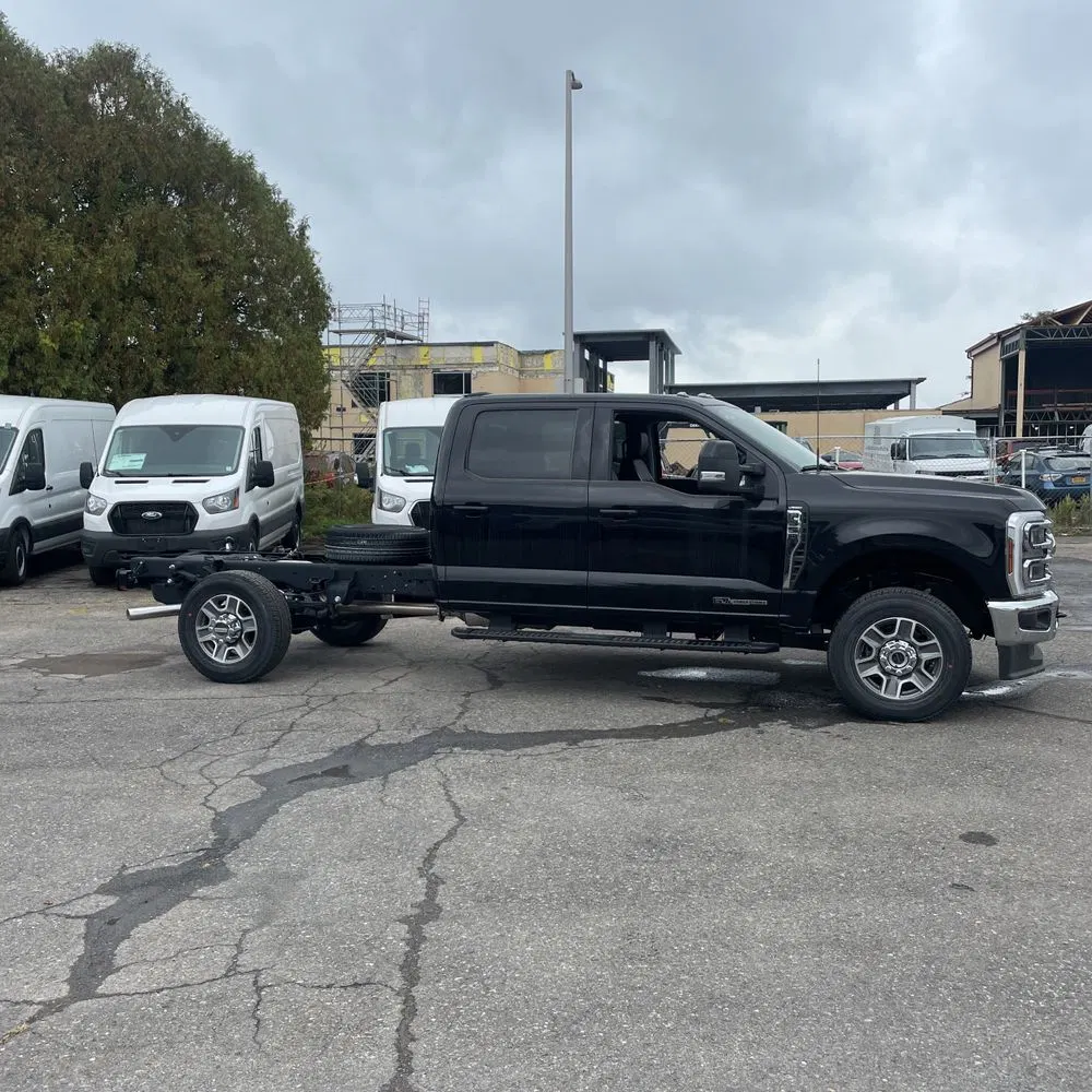 2024 Ford S/D C/C F350 Lariat