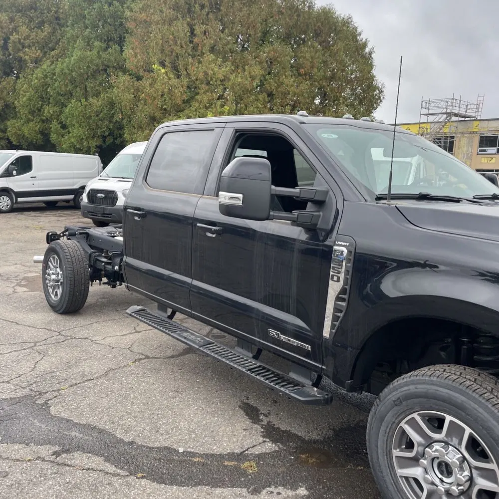 2024 Ford S/D C/C F350 Lariat