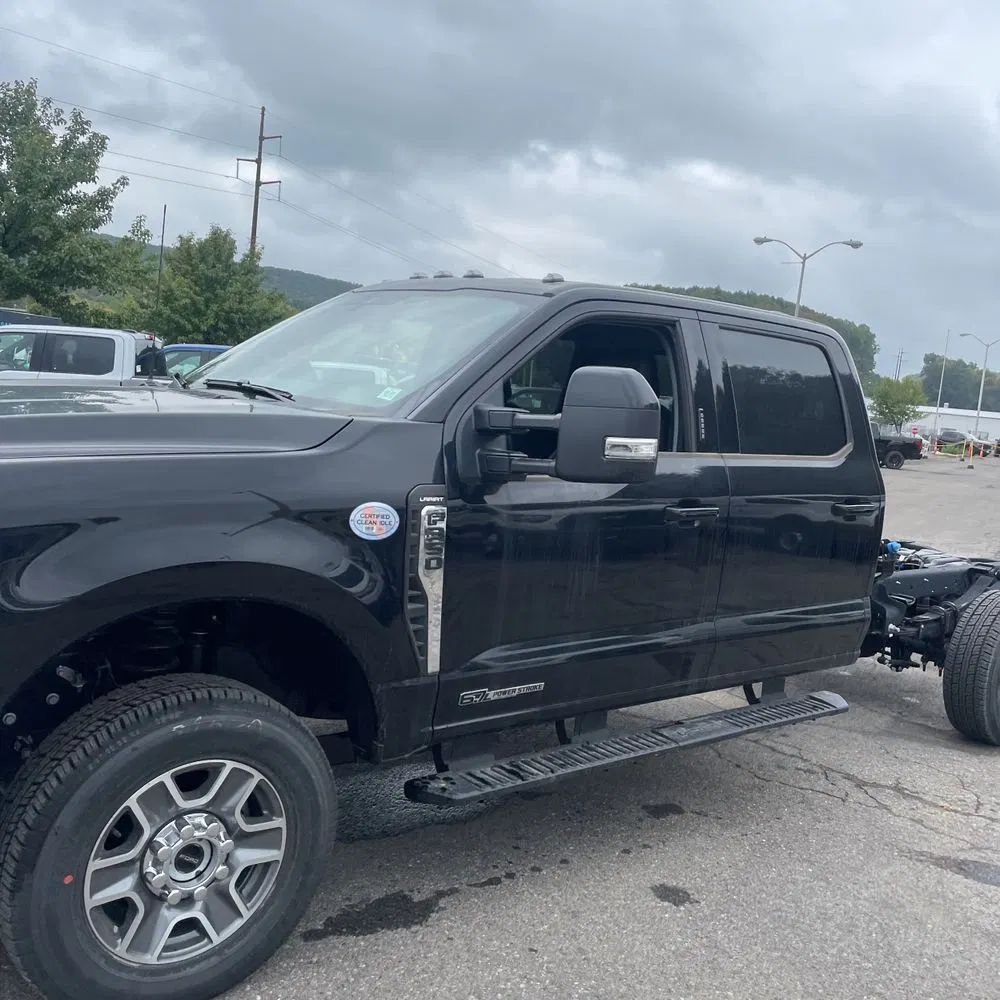 2024 Ford S/D C/C F350 Lariat