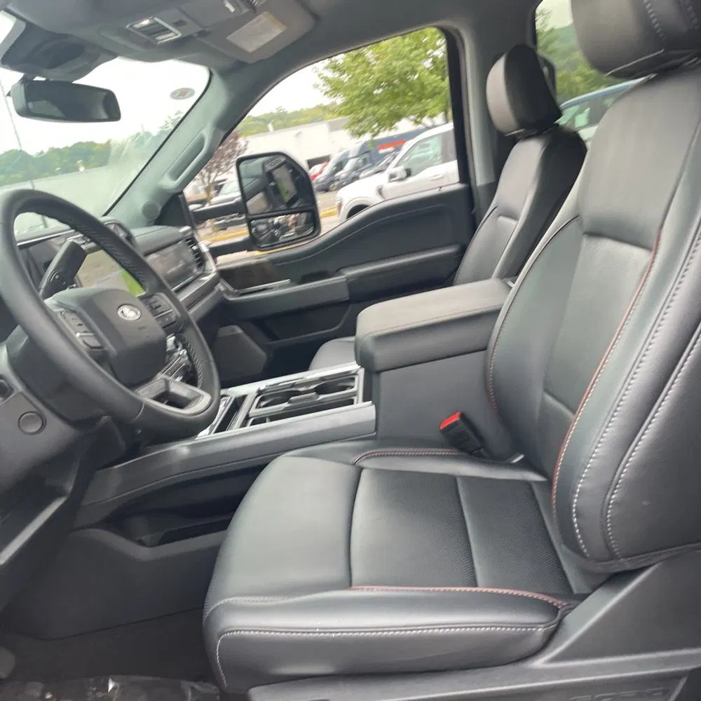 2024 Ford S/D C/C F350 Lariat