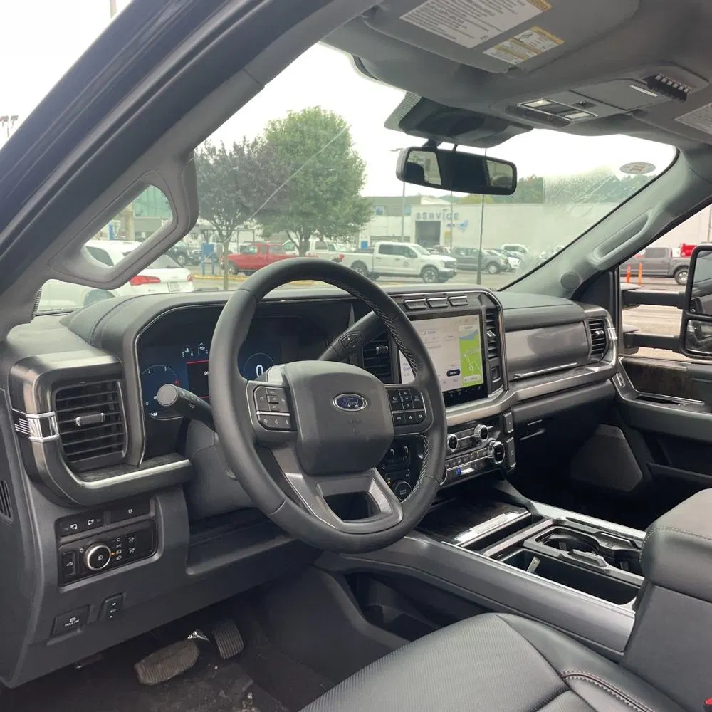 2024 Ford S/D C/C F350 Lariat