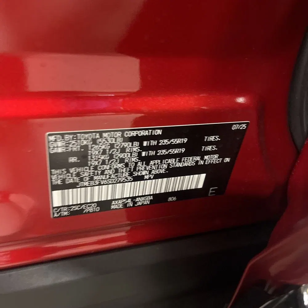 2025 Toyota RAV4 Plug-in Hybrid XSE
