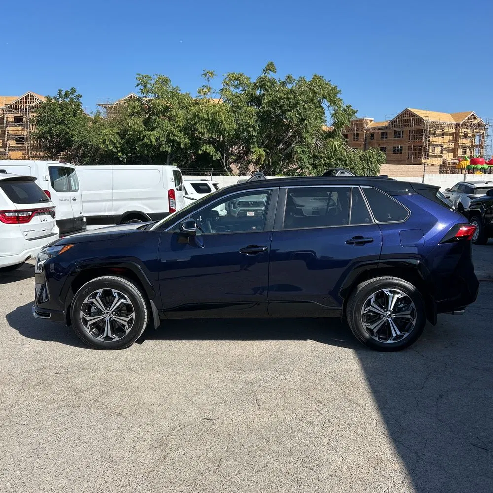 2025 Toyota RAV4 Plug-in Hybrid XSE