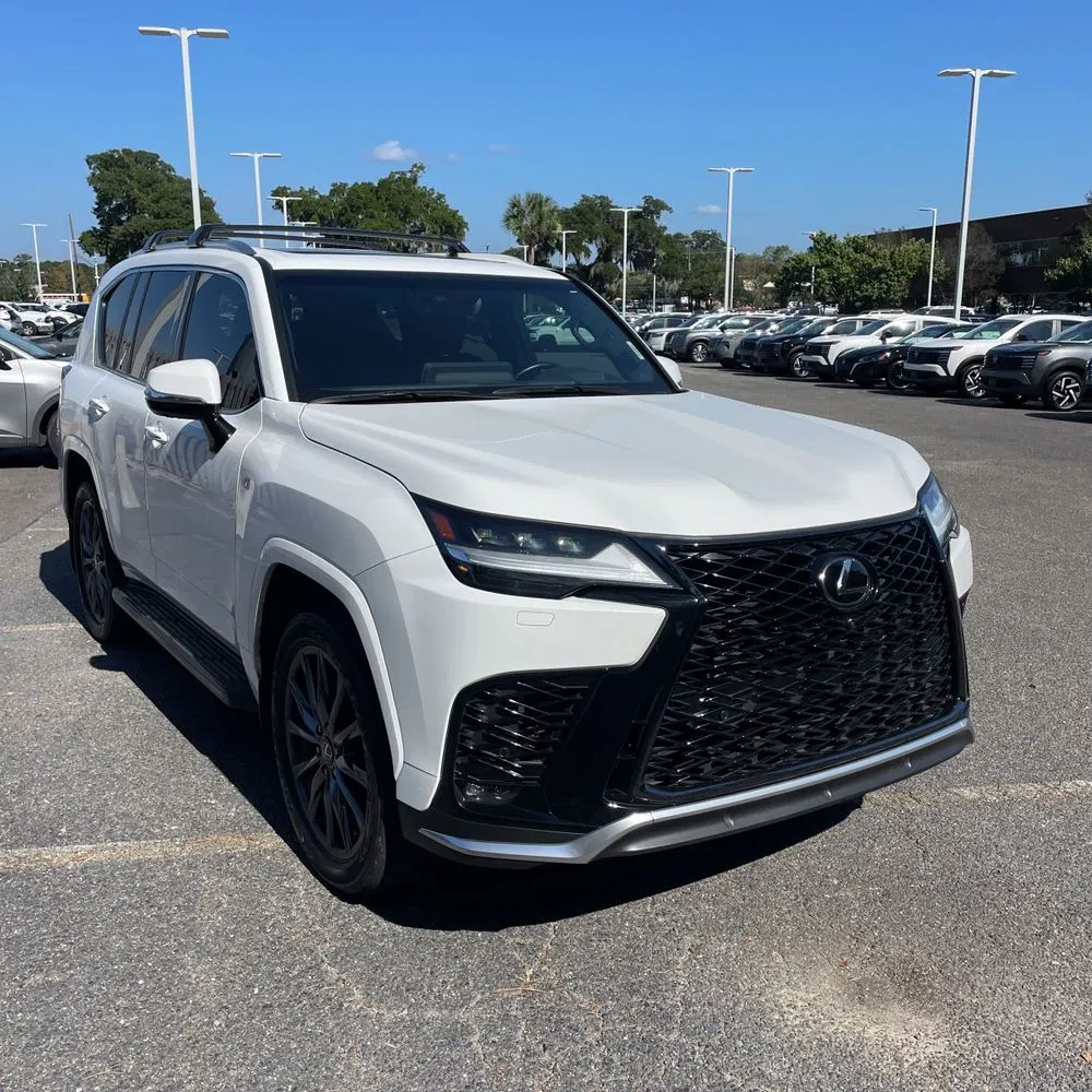 2023 Lexus LX 600 F SPORT Handling