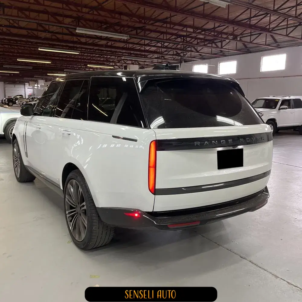 2025 Land Rover Range Rover P400 SE